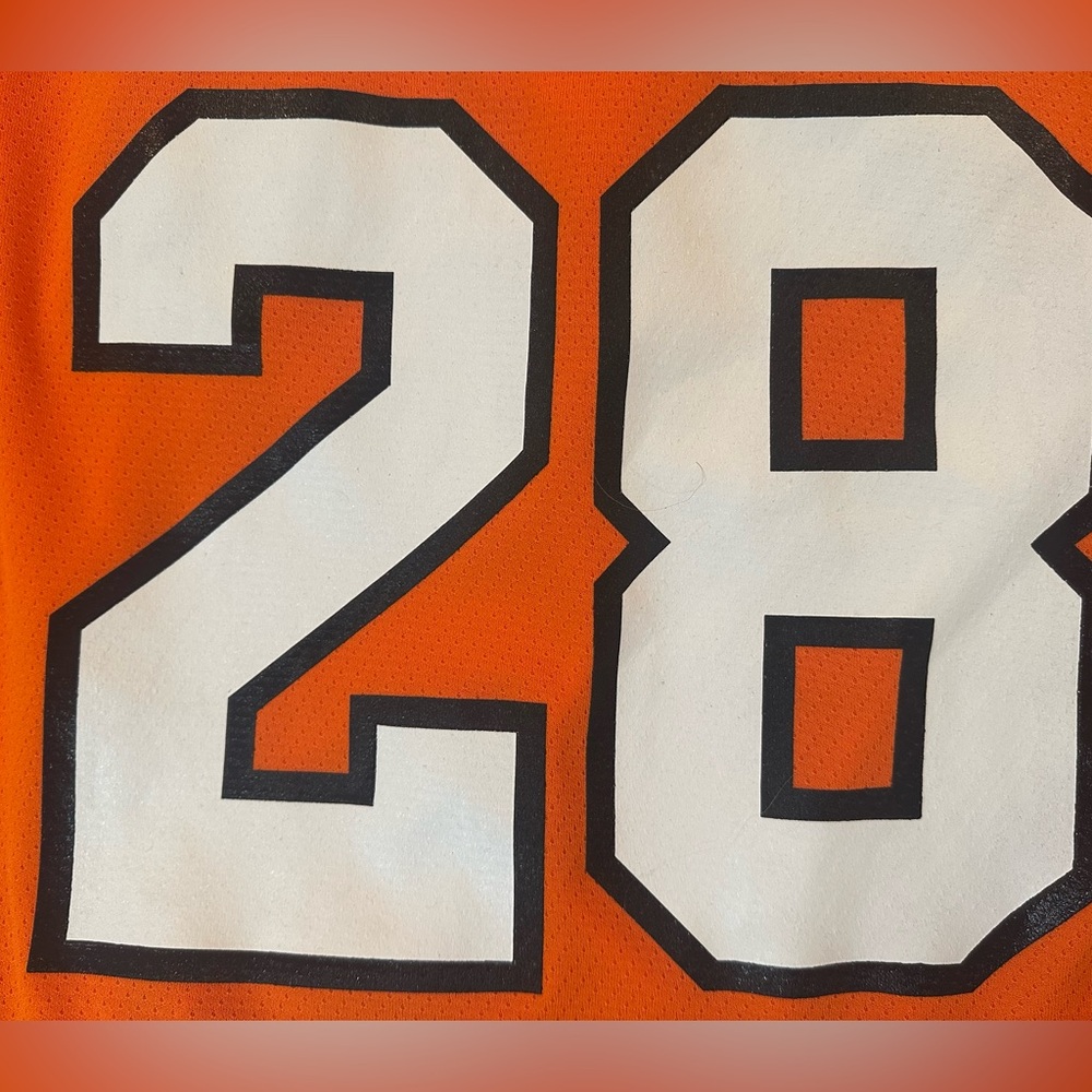 NHL Men Philadelphia Flyers Claude Giroux Jersey Sz Large - Picture 5 of 7